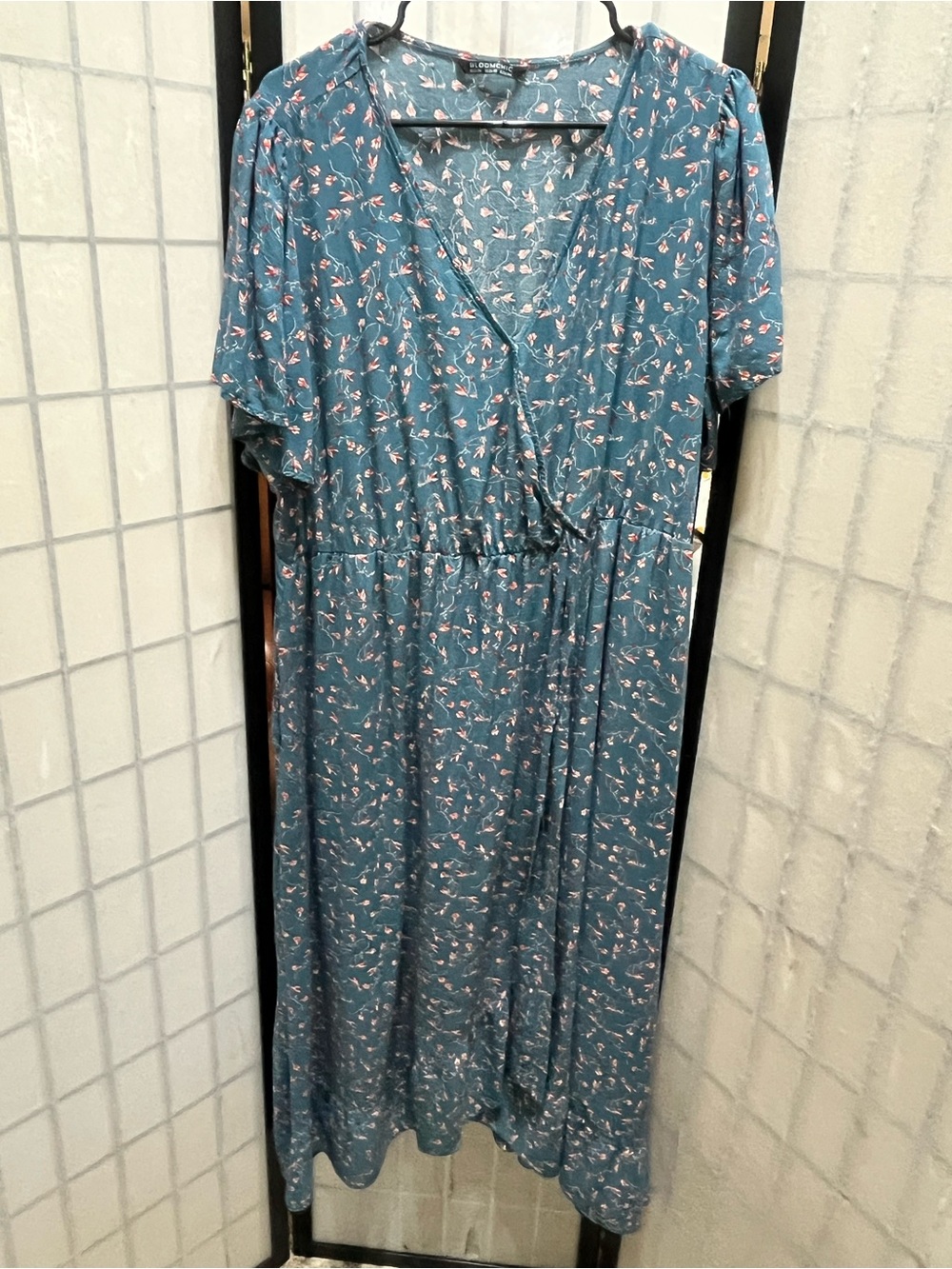 BLOOMCHIC DITSY Floral Wrap-Style MIDI/ Maxi Dress BLUE SIZE 22-24